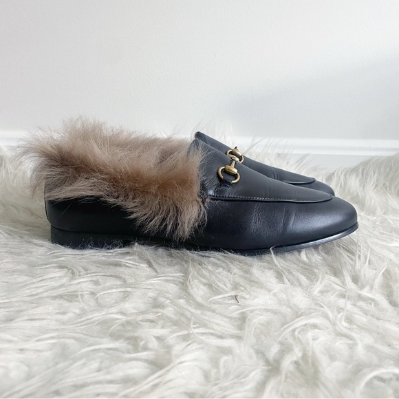 Gucci Jordaan Fur Lined Leather Horsebit Loafer
Black 39.5 - Picture 8 of 10